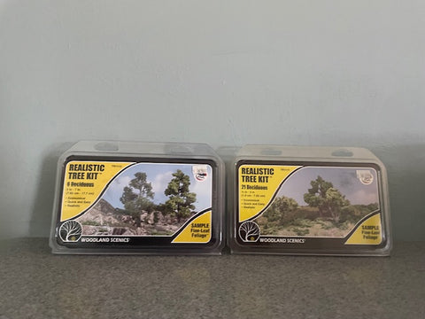 Woodland Scenics 2 Realistic Tree Kits (Deciduous) - 1pk of 21 and 1 pack of 6