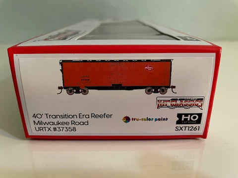 Scale Trains SXT1261 HO Scale 40' Transition Era Reefer Milwaukee Rd URTX #37358