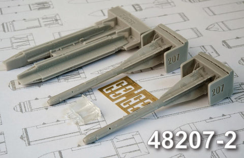 Advanced Modeling 1/48 resin R-60 Short missile & P-62-II launchers- AMC48207-2