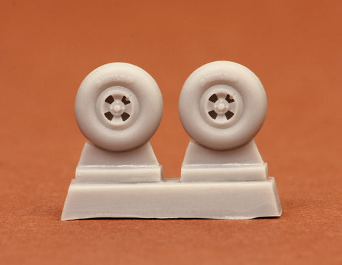 SBS Model 1/72 Hawker Hurricane wheels (4-spoke) for Airfix kit - SBS72013