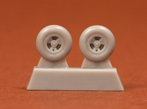 SBS Model 1/72 Spitfire 3 spoke wheel set - Late Mark versions - SBS72026