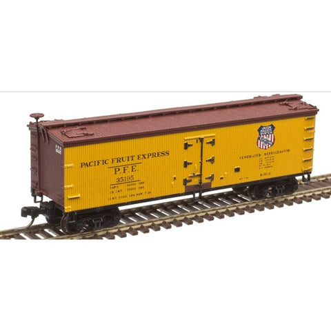 Atlas N Gauge 40′ Wood Reefer Pacific Fruit Express (PFE) - Select Road Number