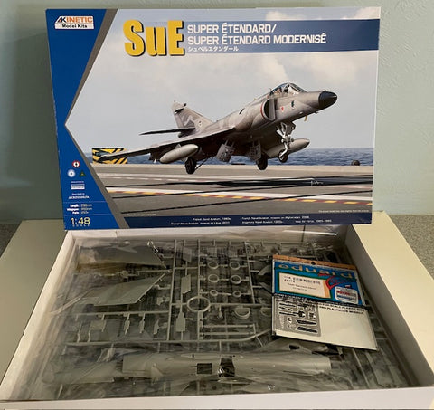 KINETIC K48061 1/48 SUPER ÉTENDARD / SUPER ÉTENDARD MODERNISÉ KINETIC K48061 1/48 SUPER ÉTENDARD / SUPER ÉTENDARD MODERNISÉ