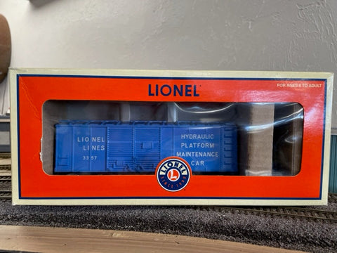 LIONEL 72-6954-200 O Scale Hydraulic Platform Maintenance Car #3357