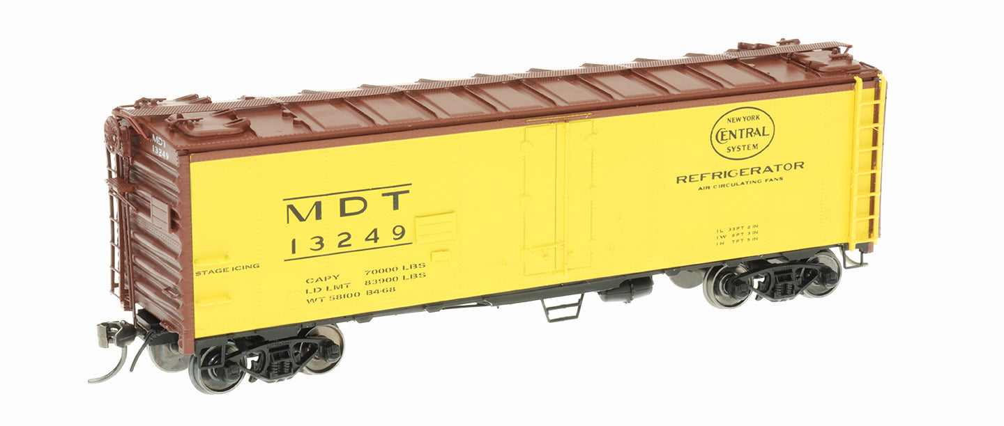 Intermountain 45529-15 HO Scale R-40-23 Refrigerator Car MDT - Yellow Rd #13132 Intermountain 45529-15 HO Scale R-40-23 Refrigerator Car MDT - Yellow Rd #13132