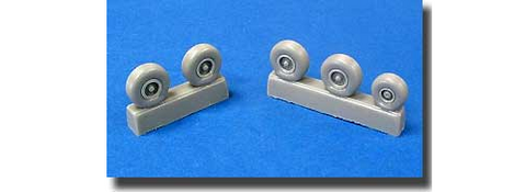 Paragon 1/48 scale resin Jaguar Bulged Wheels - 4837