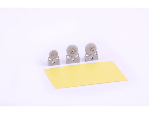 Eduard 1/72 Brassin resin undercarriage wheels for Me 262 - 672159 for Airfix Eduard 1/72 Brassin resin undercarriage wheels for Me 262 - 672159 for Airfix