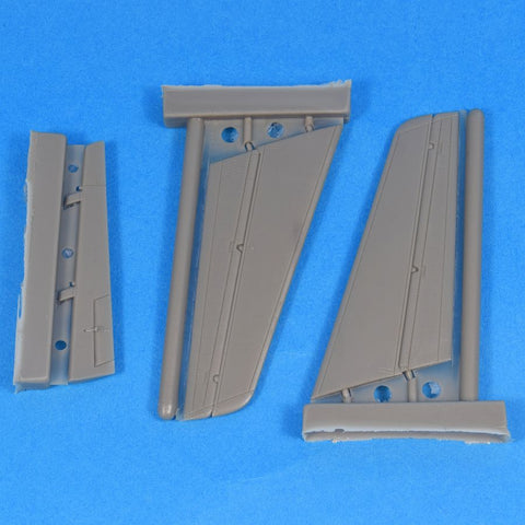 Hypersonic Models 1/48 Resin FJ-2 Fury Tail Surfaces for Kitty Hawk - HMR48033
