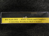 Centerline Item #60032-D32 HO Gauge Rail Cleaner w/Kadee Trucks & Couplers