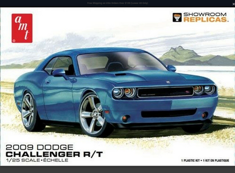 AMT 1/25 scale 2009 Dodge Challenger R/T model kit #1117