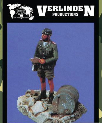 Verlinden 1/35 German Panzer Commander Afrika Corps - NOS - #131